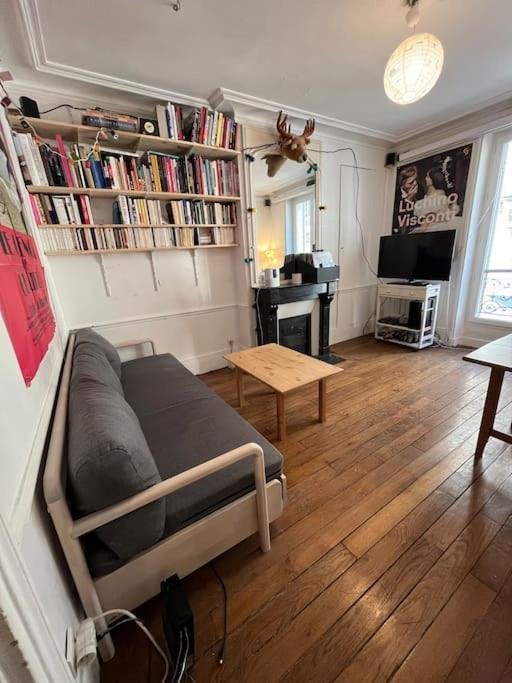 Apartment Near Montmartre Париж Екстер'єр фото